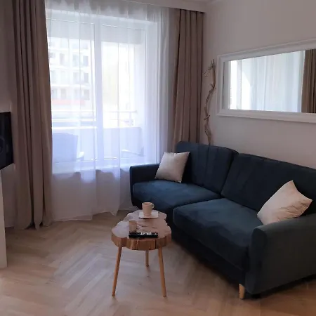 Apartament U Latarnika Przy Portowej 18 *