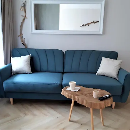 U Latarnika Przy Portowej 18 *